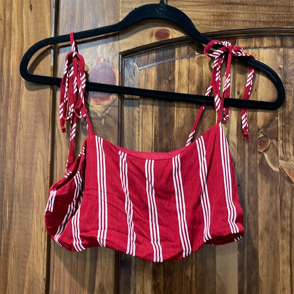 Peach Love red/white stripe crop top